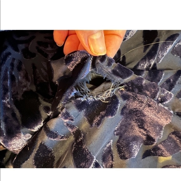 Hutch Velvet Claudia Crop Top - Picture 9 of 16